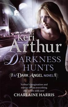      Darkness Hunts