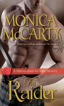      The Raider (A Highland Guard Novel)